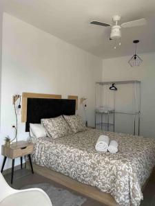 Apartamento con patio y Jacuzzi privado