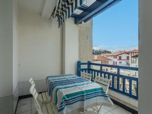 Appartements Appartement a 200 m de la plage avec terrasse et parking, au coeur des commerces et restaurants - FR-1-2-426 : photos des chambres