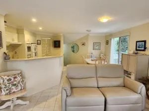 Denhams Retreat - Denhams Beach