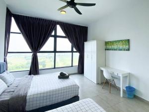 SEAVIEW! BIG&KID swimming pool Atlantis Comfy 4-10pax 5 mins to Jonker & town