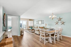 Holiday Surf and Racquet Club 710