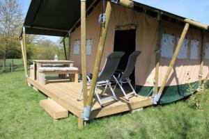 Campings Camping Terre Ferme : photos des chambres