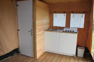 Campings Camping Terre Ferme : photos des chambres