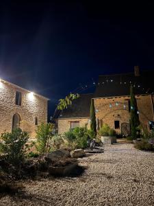 Sejours a la campagne Gite Le Domaine Des Faluns : photos des chambres