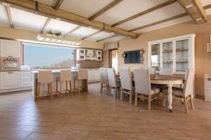 Villa Santoro al Paradiso Verde, Villa intera con Piscina