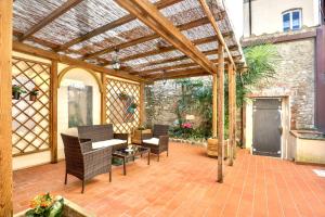 Antica Residenza Santa Chiara -City Center