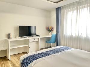 BALLANTINE HOTEL Phu My Hung- SECC