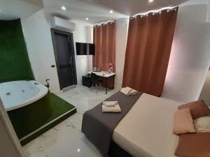 Mayfair Lifestyle Suites by Babylon Stay