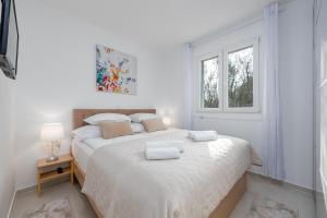 Villa Roko - Luxury Villa 60m from beach!