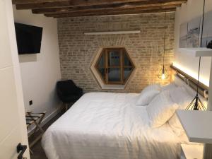 On the Square Suites