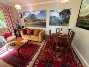 Constantia Guest House - Silverhurst