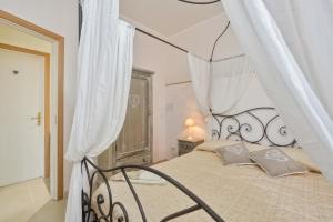 Maison Romantique