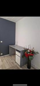 Comfy Cozy Room in beautiful home