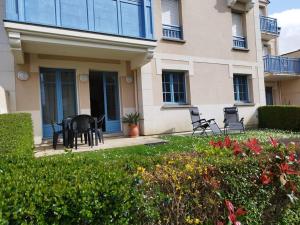 Appartements Proche St-Malo, plages, appart 50m2 avec jardin : photos des chambres