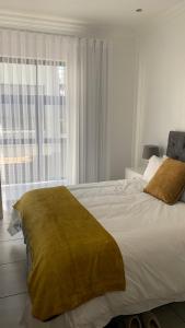 CALDESMO - Upmarket Apartment