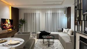 Charming and Central 2 Bedrooms - By AppartAli