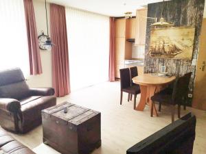 Apartment "Freibeuter Captain Flint" hundefreundlich mit Südbalkon Sauna und Parkplatz - 200m zum Deich