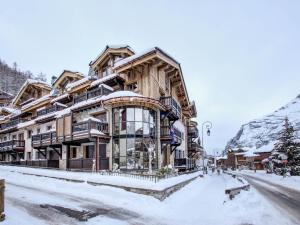 Appartement duplex luxueux avec sauna – 500m des pistes à Val dIsère - FR-1-567-17