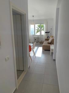 Loli Apartment Luxury white Residence