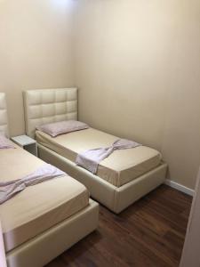 Aroni HOME