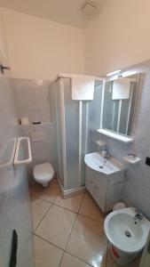 Twin Room with Private Bathroom