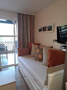 Village pierre et vacances cap Estérel, vue mer et Estérel, classé 3 étoiles