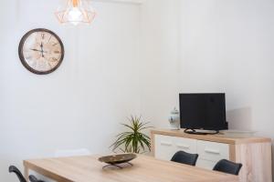 FLH Santa Cruz Triplex with Terrace