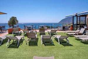 HOTEL VICKY II