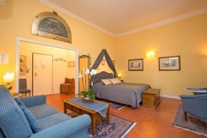 Junior Suite room in La Casa Del Garbo - Luxury Rooms & Suite