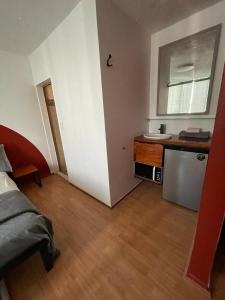 Comfortable & Private Studio-18 min Airport, Roma, Zocalo 6