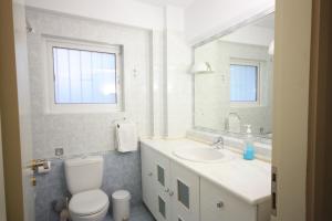 2 Bdr Park View Apt - 130m2 & Private Patio