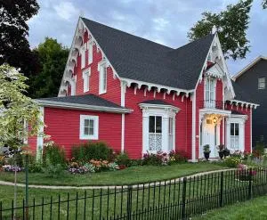 The Red House Fredericton - Weston