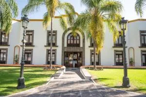 拉文塔庄园酒店 - Guadalupe Helqueva