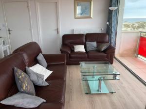 LES BALCONS ROUGES - FACE MER