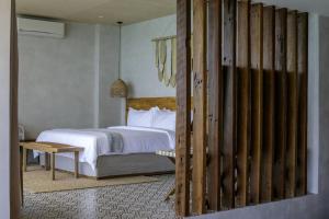 Burgos Reef Boutique Resort