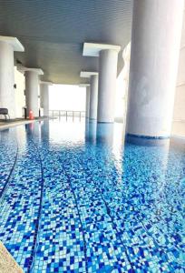 2206 Encorp Marina Elegance suite netflix By STAY