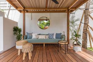 5 bedrooms villa 400m Berawa beach 12m Pool !