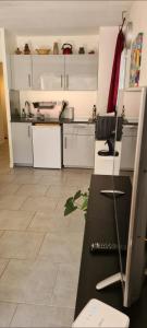 Appartements Coquet Rez jardin plage parking wifi : photos des chambres