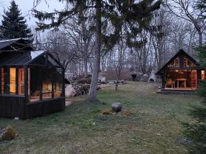 Puise saunahouse and outdoor kitchen at Matsalu Nature Park