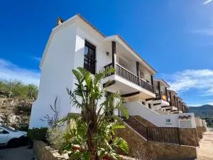 Casa Pueblo Overlooking the Village of Lubrín! - El Marchal