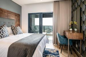 1704 Oceans Apartment - by Stay in Umhlanga