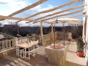 Apartment Pink Mimosa