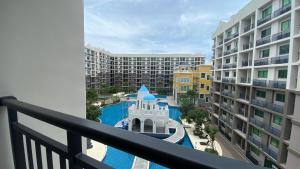 Arcadia Beach Continental