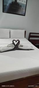 DUCK INN AND RESTAURANT