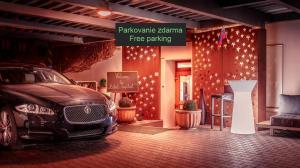 Hotel Capital with private wellness - 4hvězdičkové hotely ve městě Nitra