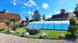 Maisons d'hotes Bed and Breakfast, Entire Accommodation Jacuzzi, Swimming Pool : photos des chambres