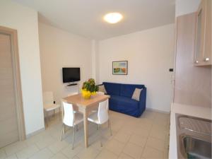 Modern flat in central location