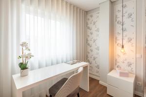 Flamingo Apartment in City Center - Minhos Guest