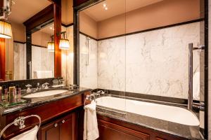 Hotels InterContinental Bordeaux Le Grand Hotel by IHG : photos des chambres