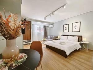 5min Metro, Sotiria, Iatriko, Semi-Basement - Apartments, Athens